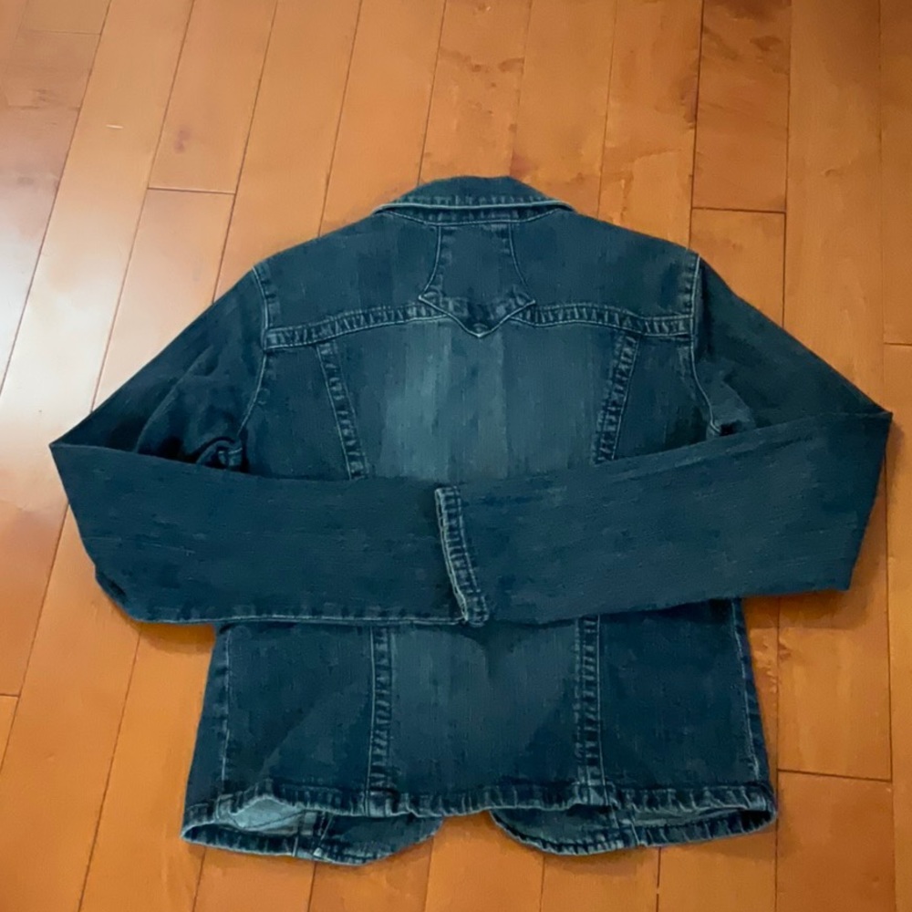 Coat - Picture 5 of 5